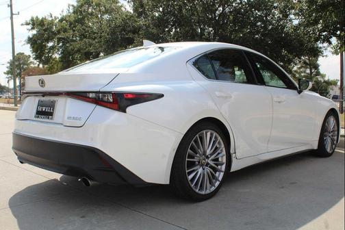 2023 Lexus IS 300 Base
