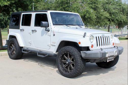 2013 Jeep Wrangler Unlimited Sahara