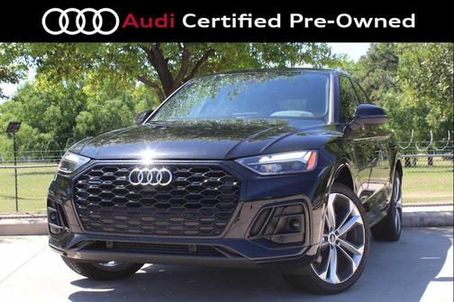 Mythos Black Metallic 2023 Audi Q5 45 S line Premium Plus