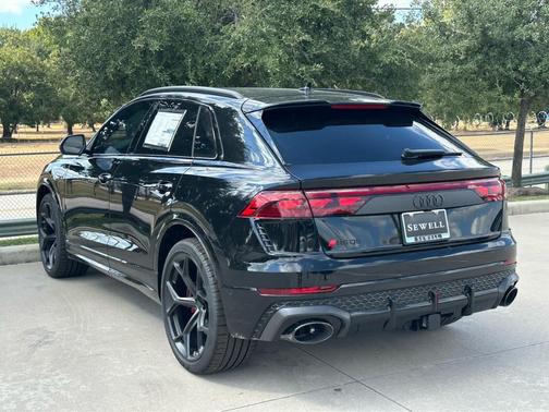 2026 Audi RS Q8 4.0T