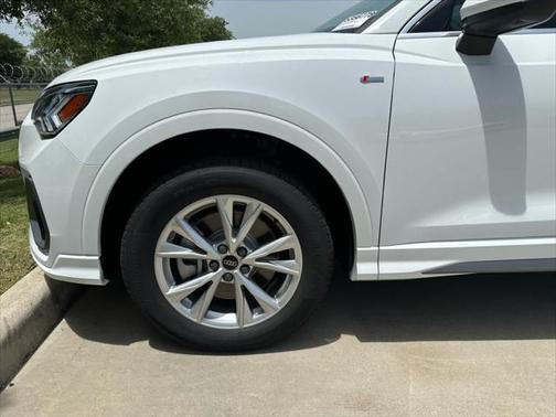 2025 Audi Q3 45 S line Premium Plus