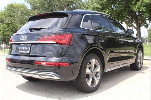 2024 Audi Q5 40 Premium