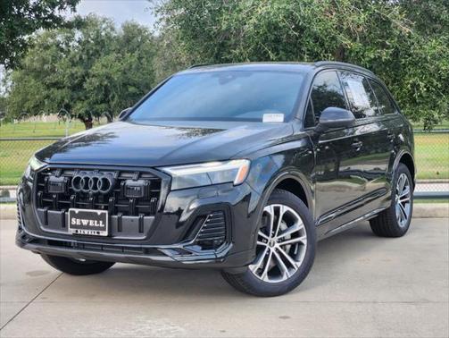 2025 Audi Q7 45 Premium Plus