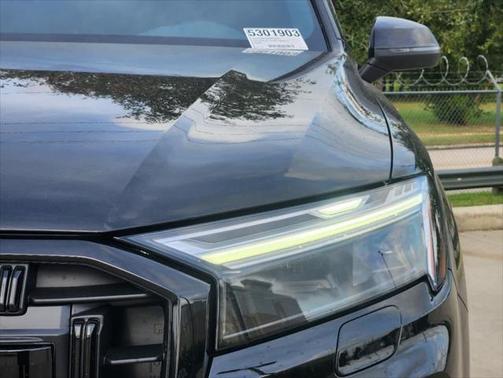2025 Audi Q7 45 Premium Plus