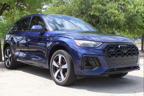 Navarra Blue Metallic 2024 Audi Q5 45 S line Premium Plus