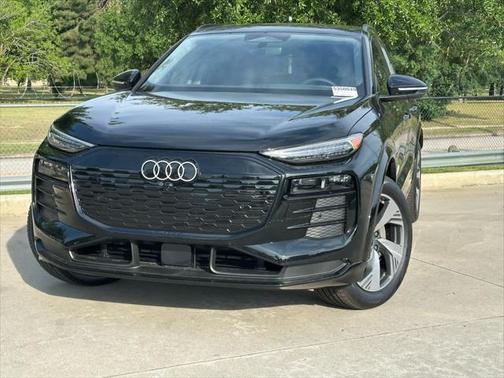 2025 Audi Q6 e-tron Premium Plus quattro