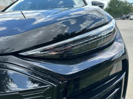 2025 Audi Q6 e-tron Prestige quattro