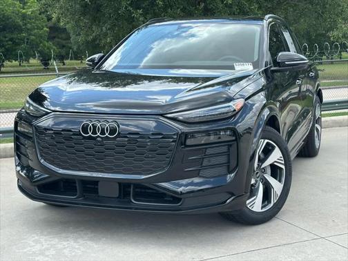 2025 Audi Q6 e-tron Prestige quattro