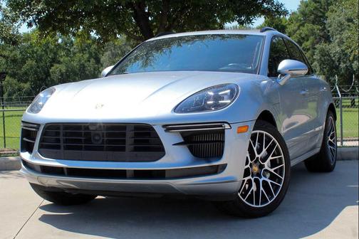 2020 Porsche Macan Turbo