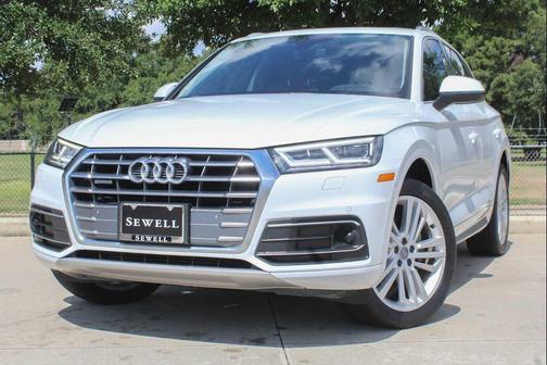2020 Audi Q5 45 Premium Plus