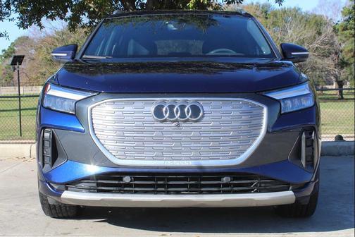 2023 Audi Q4 e-tron Premium Plus 40 RWD