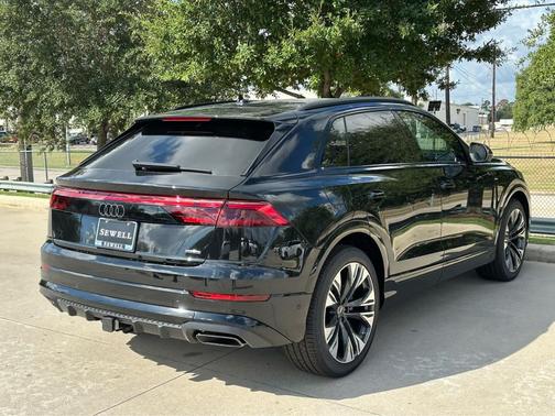 2026 Audi Q8 55 Premium Plus
