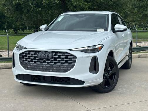 2025 Audi Q5 Premium Plus