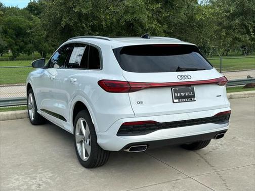 2025 Audi Q5 Premium Plus