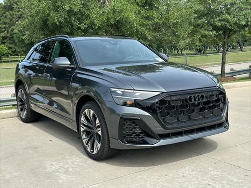 2025 Audi Q8 55 Premium Plus