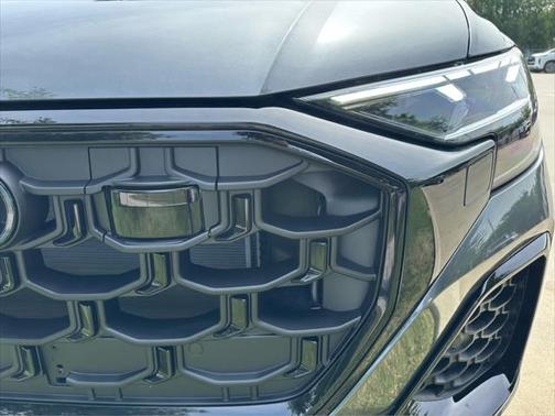 2025 Audi Q8 55 Premium Plus