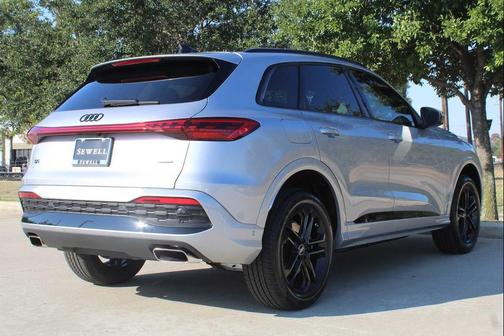 2025 Audi Q5 Premium