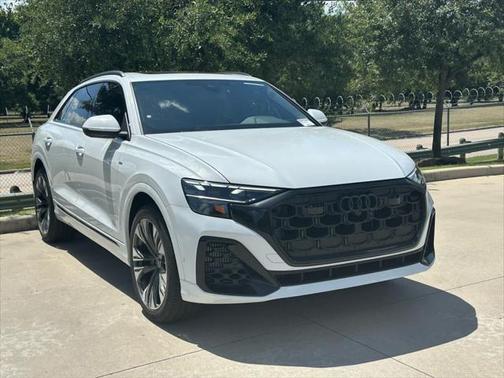 2025 Audi Q8 55 Premium Plus