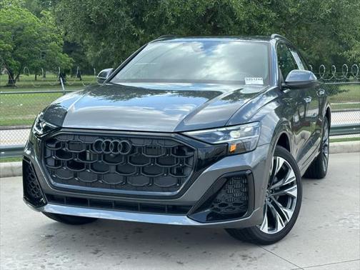 2025 Audi Q8 55 Premium Plus