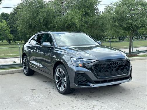 2025 Audi Q8 55 Premium Plus