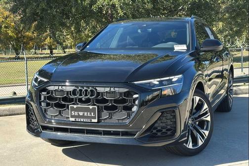 Mythos Black Metallic 2026 Audi Q8 55 Premium Plus