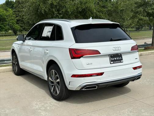 2025 Audi Q5 45 S line Premium