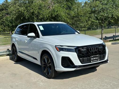 2025 Audi Q7 55 Premium Plus