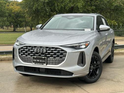 2025 Audi Q5 Premium