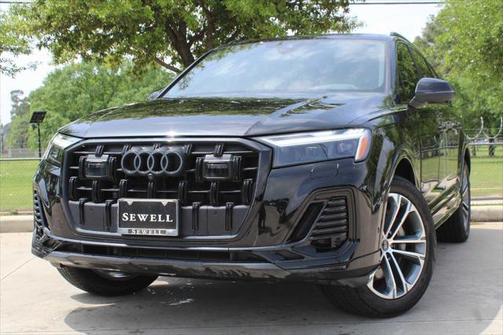 2025 Audi Q7 45 Premium Plus