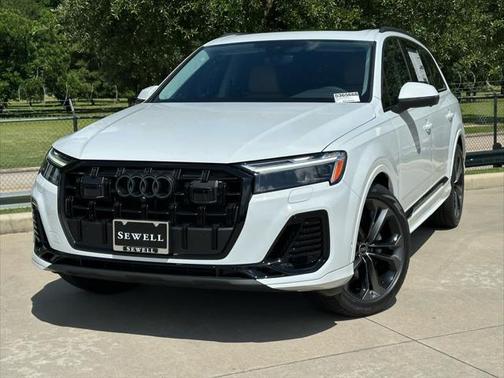 2025 Audi Q7 55 Premium Plus
