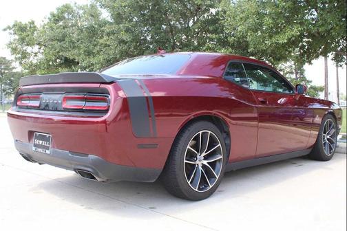 Octane Red Pearlcoat 2018 Dodge Challenger R/T Scat Pack
