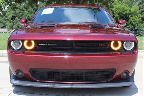 Octane Red Pearlcoat 2018 Dodge Challenger R/T Scat Pack