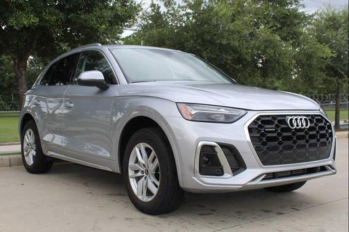 2023 Audi Q5 45 S line Premium