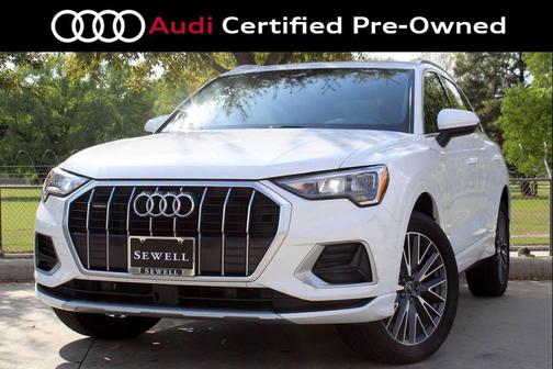 Ibis White 2021 Audi Q3 40 Premium