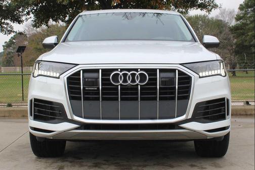 2023 Audi Q7 55 Premium Plus