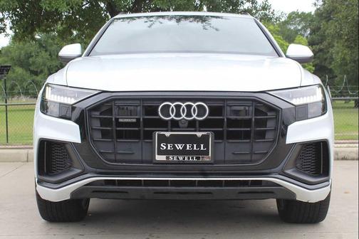 Glacier White Metallic 2021 Audi Q8 55 Prestige