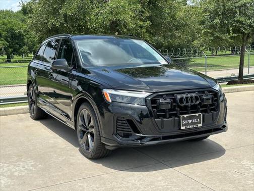 2025 Audi Q7 55 Premium Plus