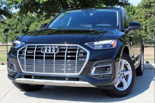 2022 Audi Q5 40 Premium