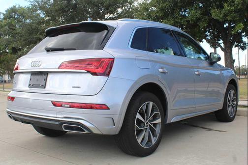 2023 Audi Q5 45 S line Premium Plus