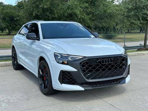 2025 Audi RS Q8 4.0T