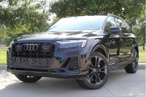 2025 Audi Q7 55 Premium Plus