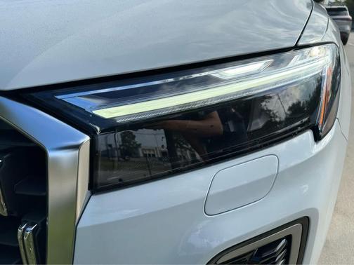 2026 Audi Q7 55 Premium Plus