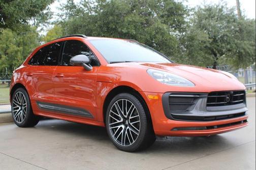 2025 Porsche Macan T