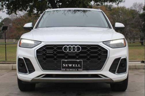 2022 Audi Q5 45 S line Premium Plus