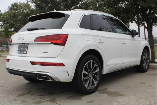 2022 Audi Q5 45 S line Premium Plus