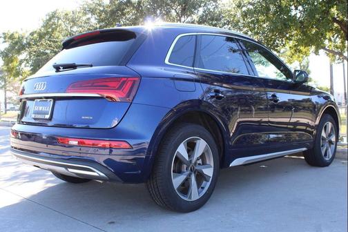 2022 Audi Q5 40 Premium