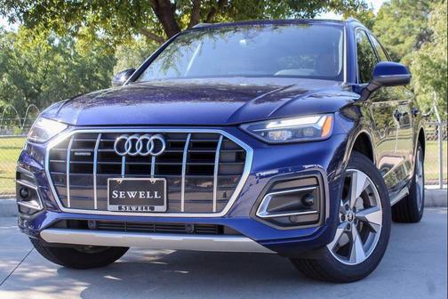 2022 Audi Q5 40 Premium
