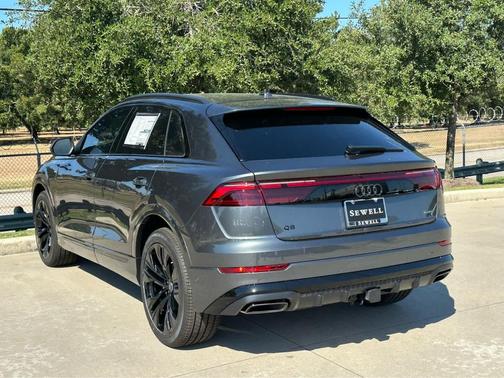 2026 Audi Q8 55 Premium Plus