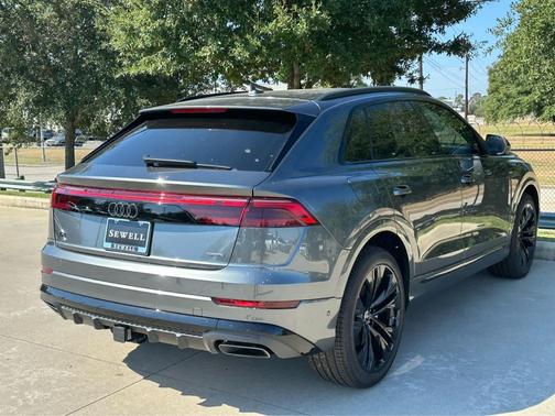 2026 Audi Q8 55 Premium Plus