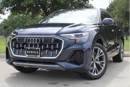 2024 Audi Q8 55 Premium